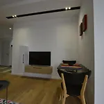Tirana Central Apartments - Premium