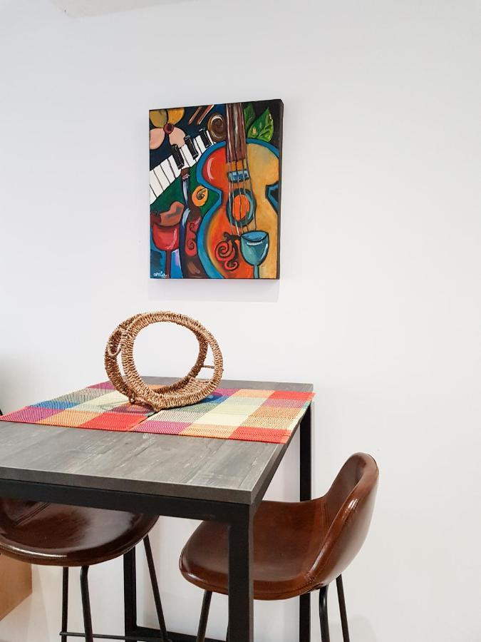 - Premium Apartment *